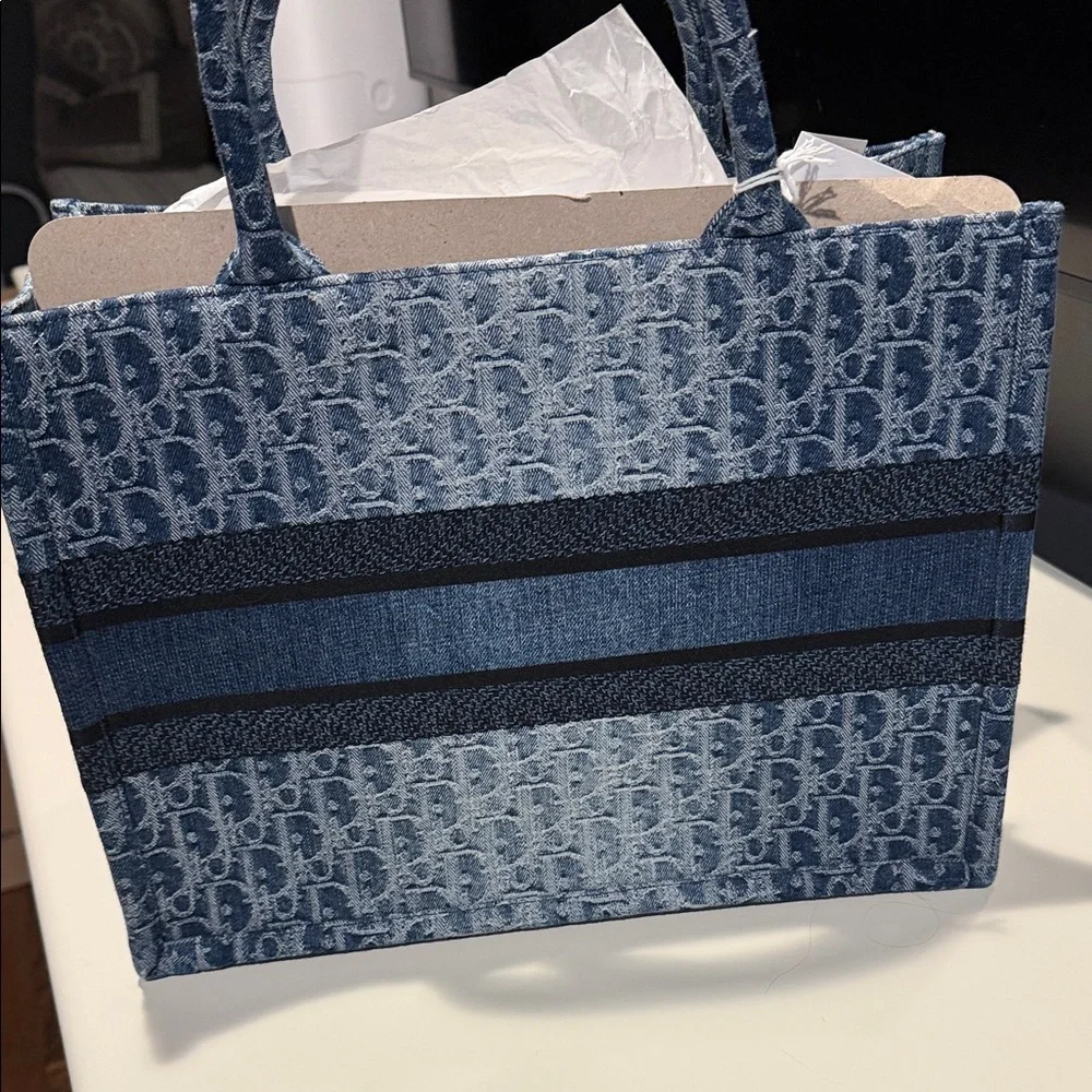 BRAND NEW Christian Dior Blue Bookbag Tote - Picture 7 of 7